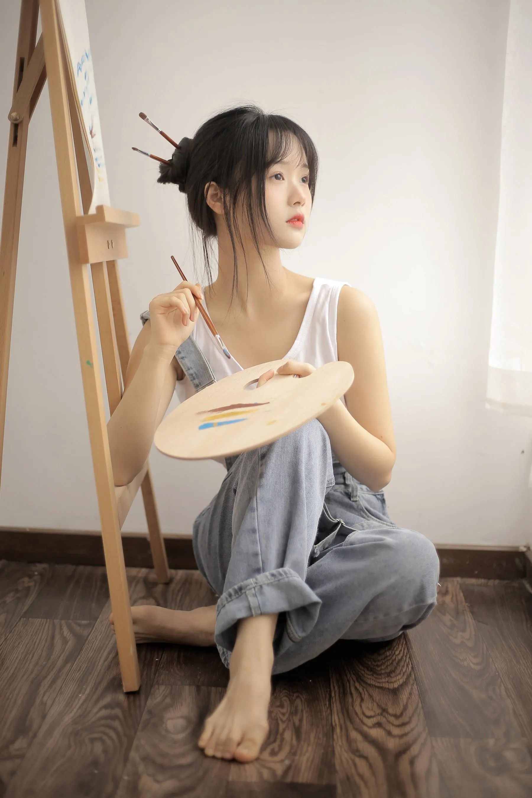 [YITUYU艺图语]2022.09.20 涂鸦少女 至春禾 [26P]插图